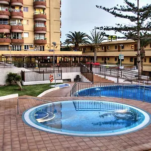 Torres Del Sol - Cristianos , Los Cristianos (Tenerife) Spagna